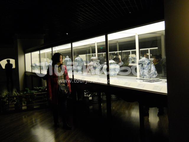 Chinaware in Shanghai Museum