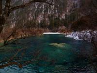 Sparkling Lake Jiuzhaigou, China 