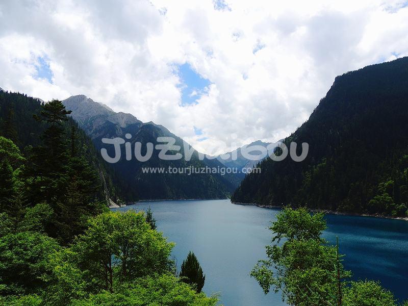 Summer Jiuzhaigou