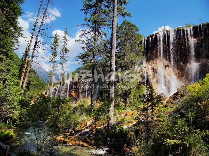 Summer in Jiuzhaigou