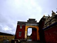 Tagong Grassland and Tagong Monastery