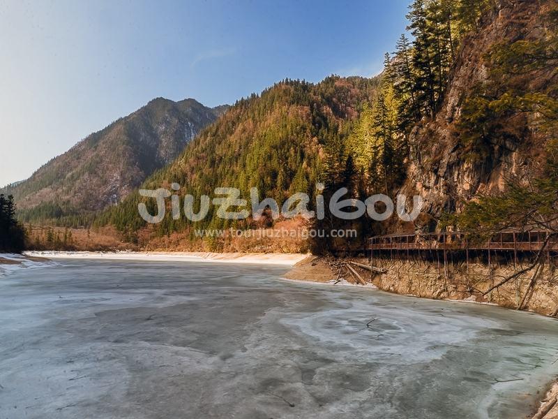 Winter in Jiuzhaigou