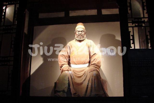 Zhangfei Statue