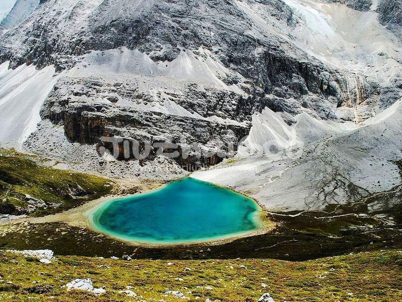 Yading Five-Color Lake