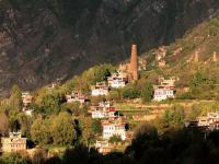 Zhonglu Tibetan Village