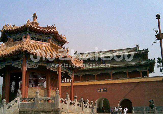 Zhongyue Temple 
