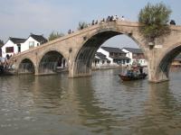 Fangsheng Bridge