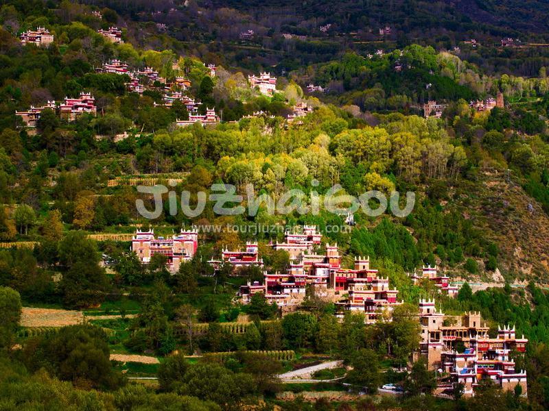 Jiaju Tibetan Village