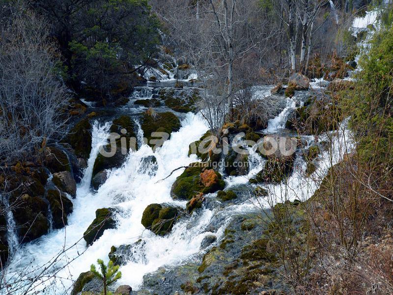 Jiuzhaigou in March