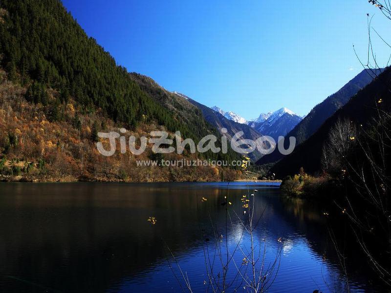 Jiuzhaigou Rhinoceros Lake