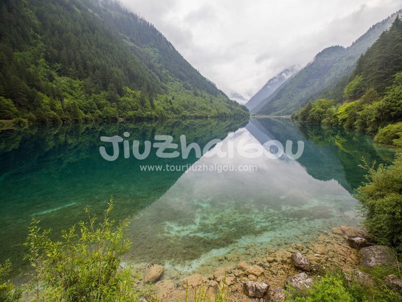 Rhinoceros Lake