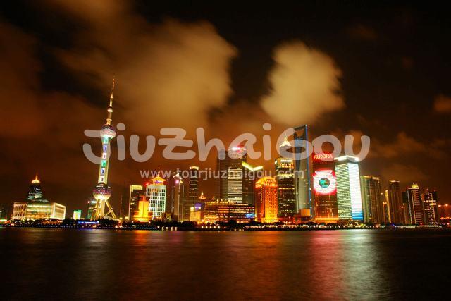 Night Scenery of Shanghai Bund